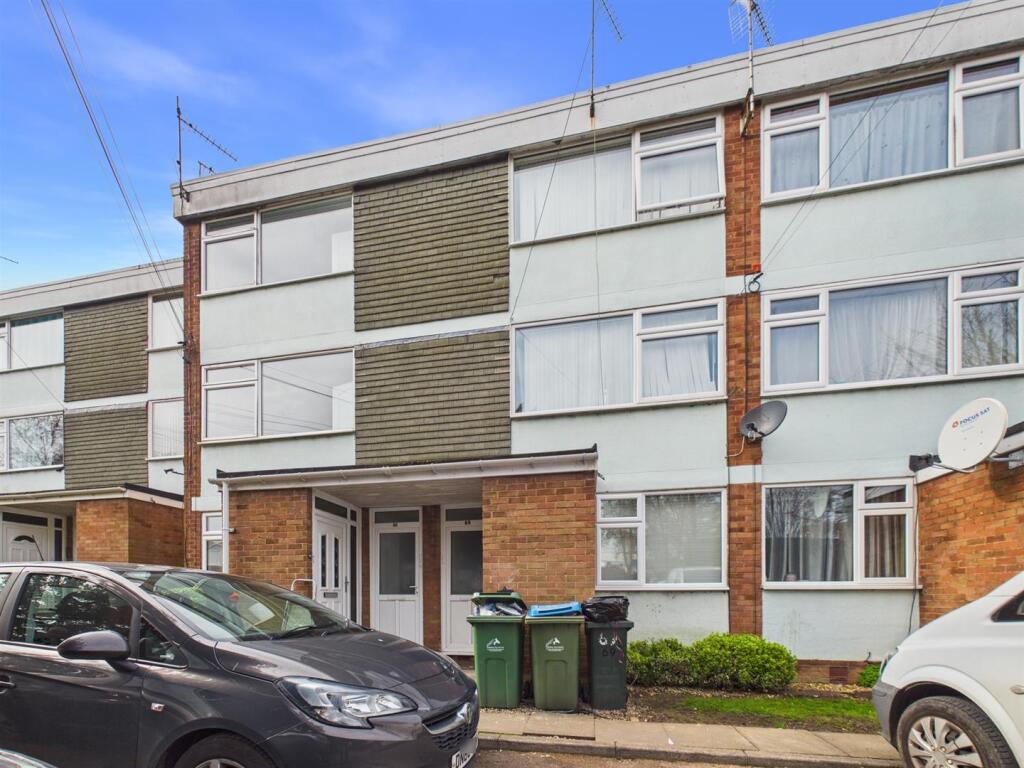 Main image of property: Stonehouse Lane, Coventry, CV3 4EH