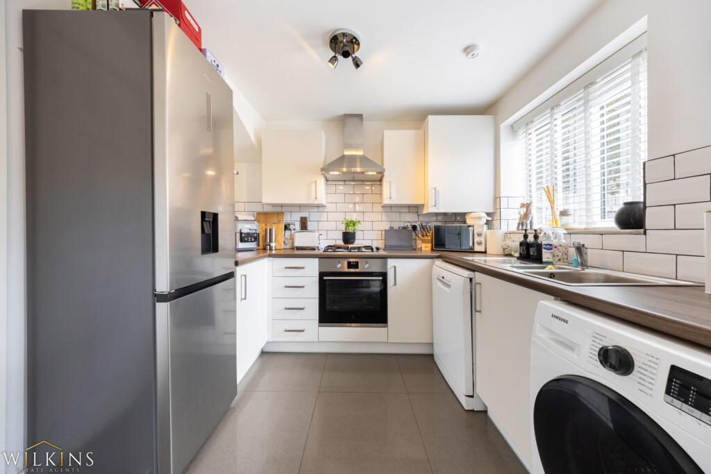House in Nuneaton and Bedworth, St Nicolas Park - More