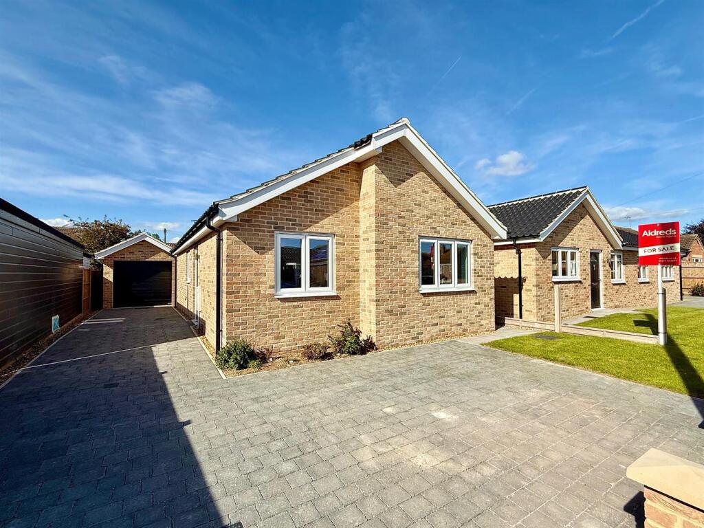 Main image of property: Summerfield Road, Hemsby