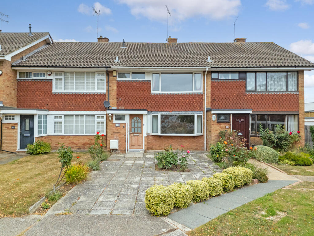 Main image of property: The Furlongs, Ingatestone, CM4