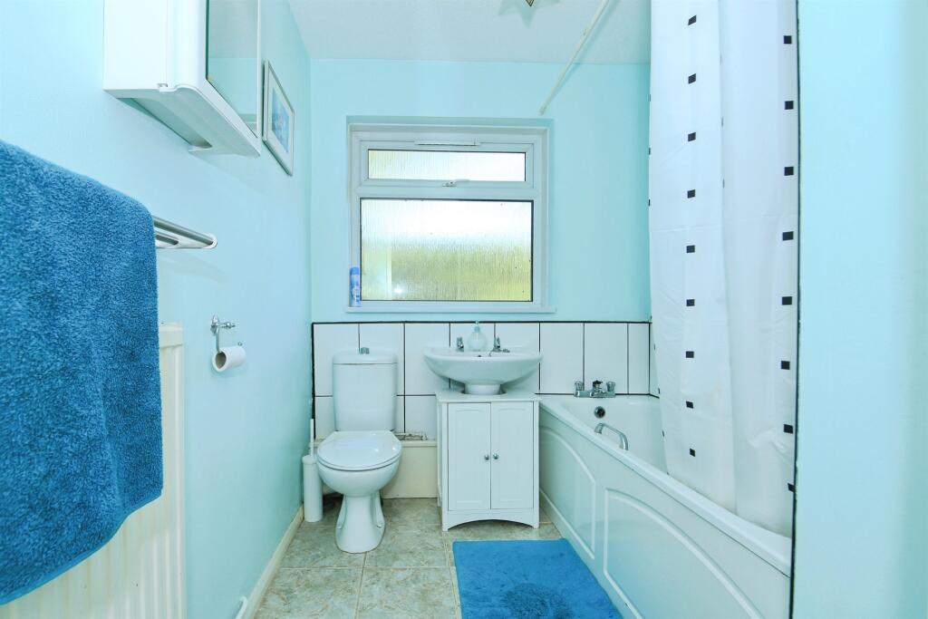 Apartment in Huntingdonshire, Yaxley - View 4