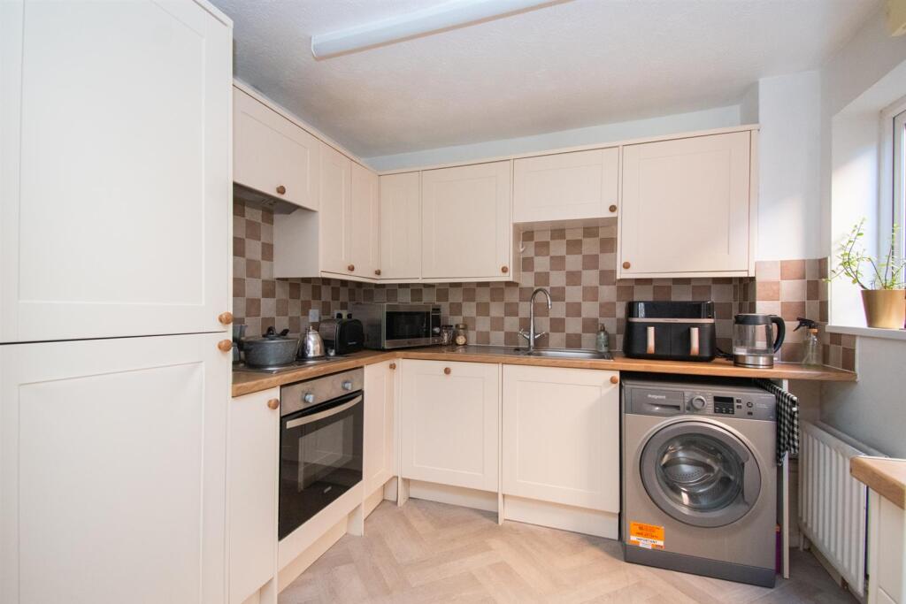 House in Tonbridge - View 4
