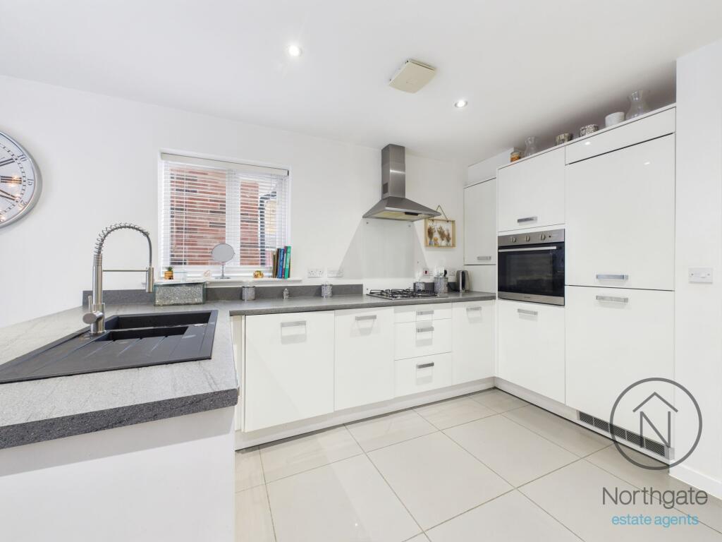 House in Newton Aycliffe, Great Aycliffe - View 4