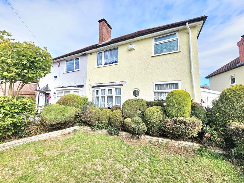 Main image of property: Warden Road, Sutton Coldfield, B73 5SB