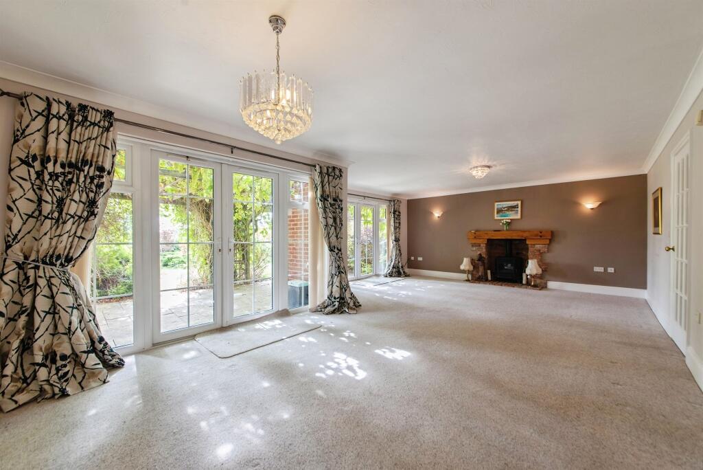 House in Nottingham - View 2