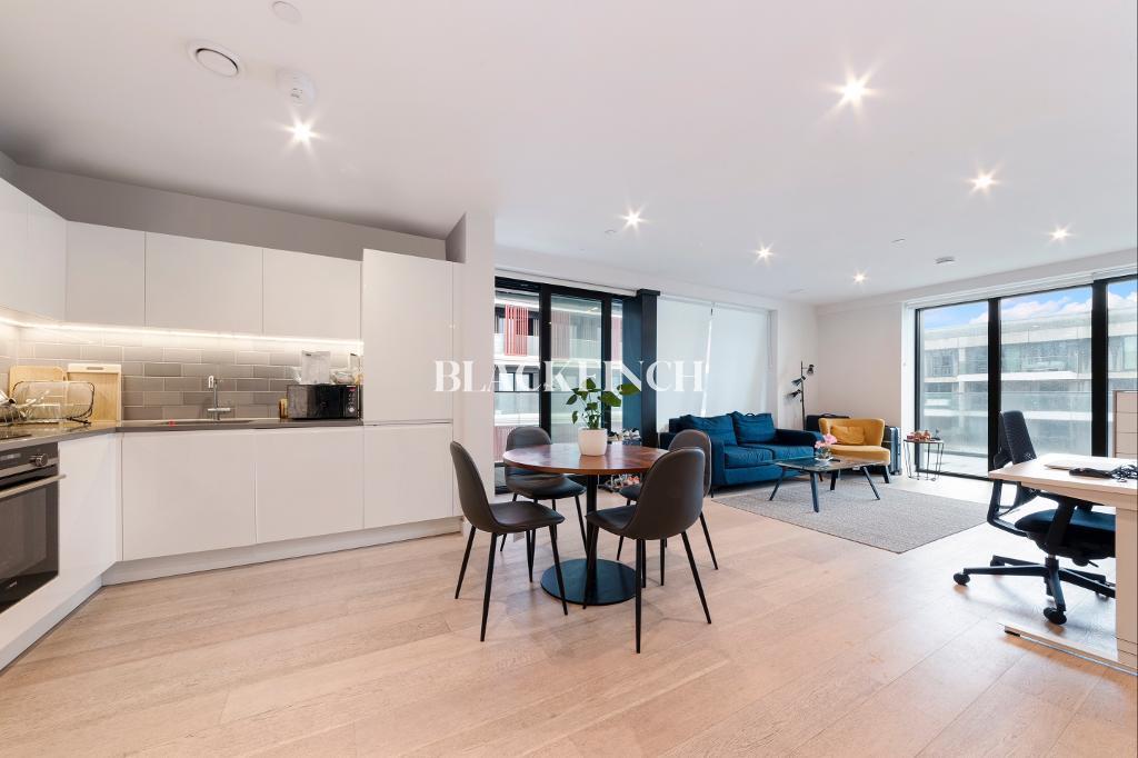 Main image of property: 6 Bonnet Street, Newham, London, E16 2AL