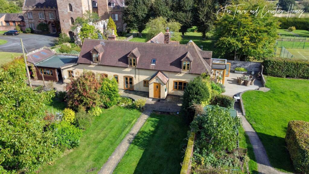 Main image of property: Holt Heath, Worcester, Worcestershire, WR6