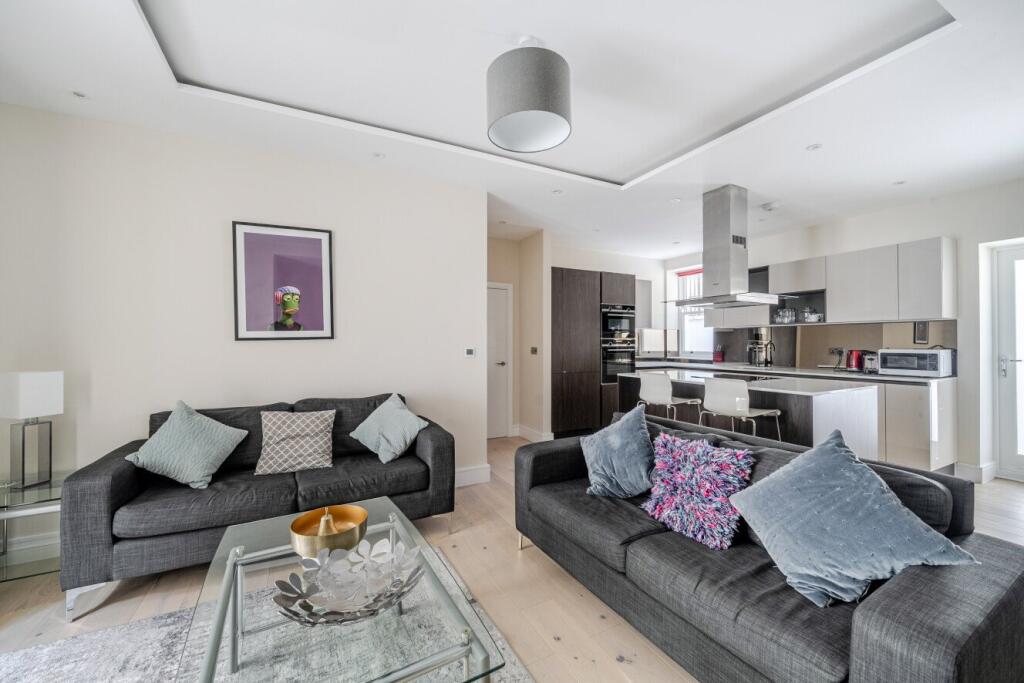 Main image of property: Oak Hill, Surbiton, Surrey, KT6