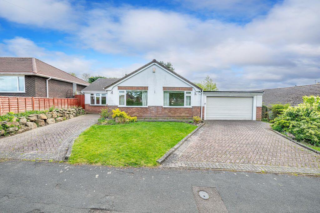 Main image of property: 31 Ewart Road, Donnington, TF2 7LP