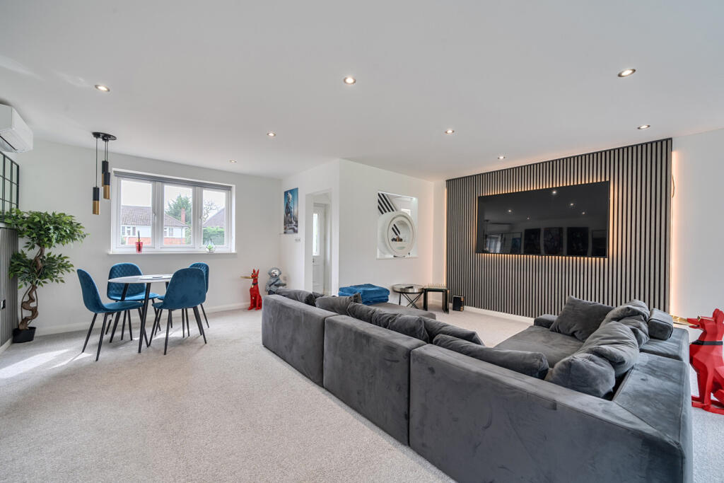 Batchworth Lane, Northwood, Middlesex - View 4