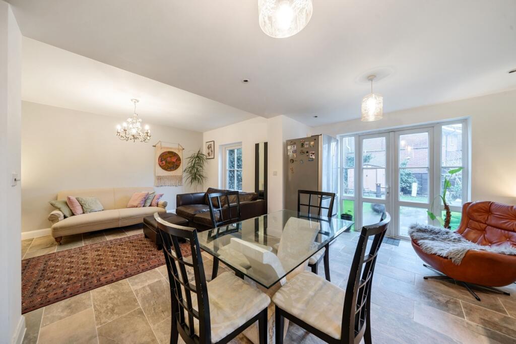 Main image of property: Alexandra Park Road London N10