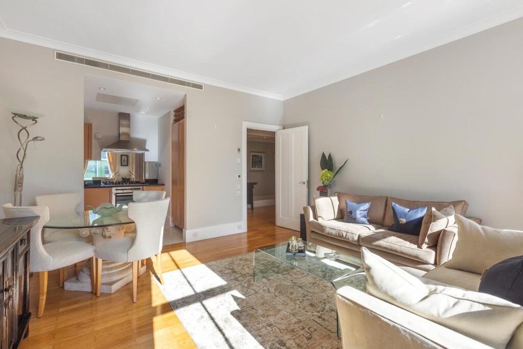 Apartment in London, Lot's Village, Brompton - More