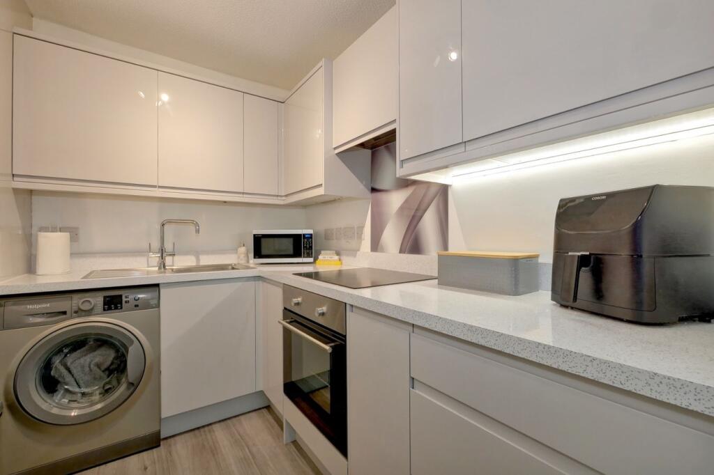 Apartment in Wealden, Hailsham - View 4