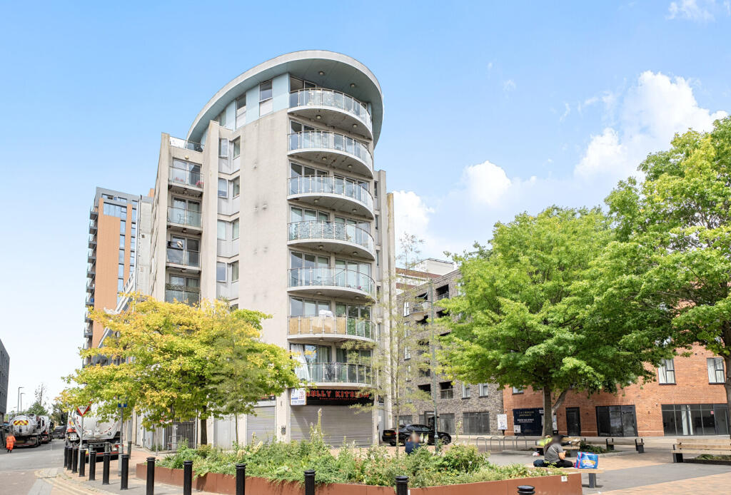 Main image of property: Rubicon Court, 21 - 23 North Street, Romford, RM1