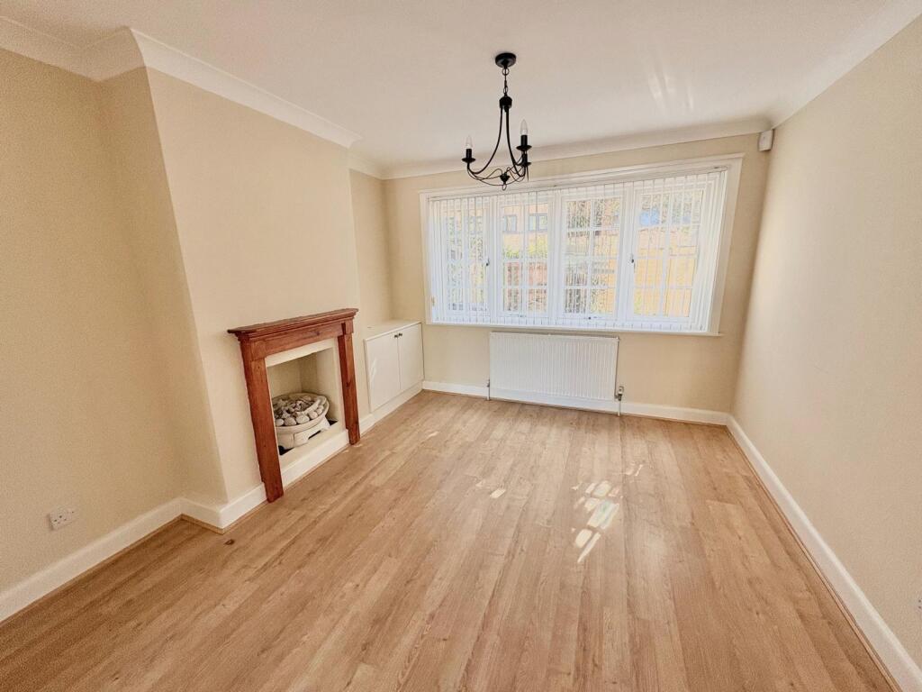 Bury Crescent, Gosport, PO12 3TZ photo 5