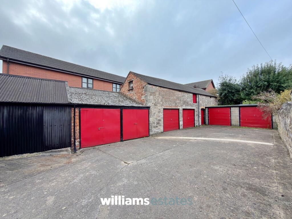 Barkers Well Lane, Denbigh, LL16 photo 3