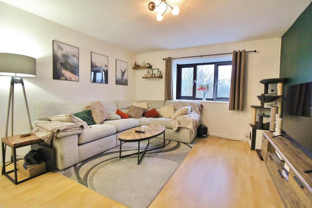 Honeywood Close, Hilsea photo 3