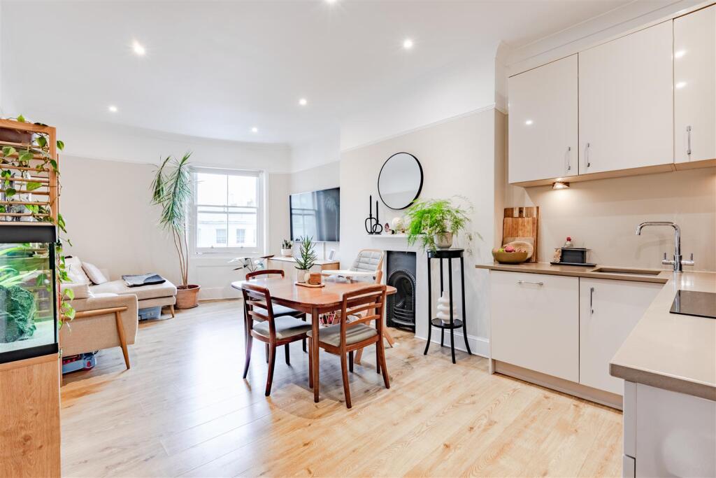 Brunswick Place, Hove photo 2