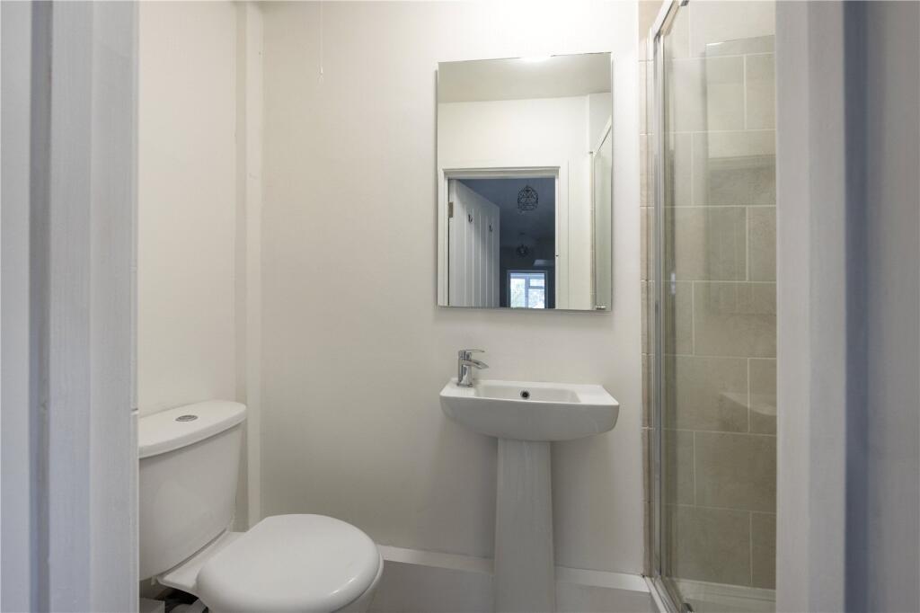 1 bedroom house share for rent