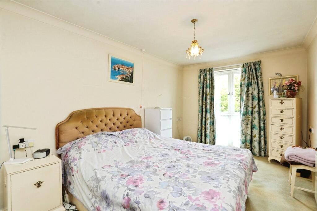 Apartment in Northwich, Castle - View 4