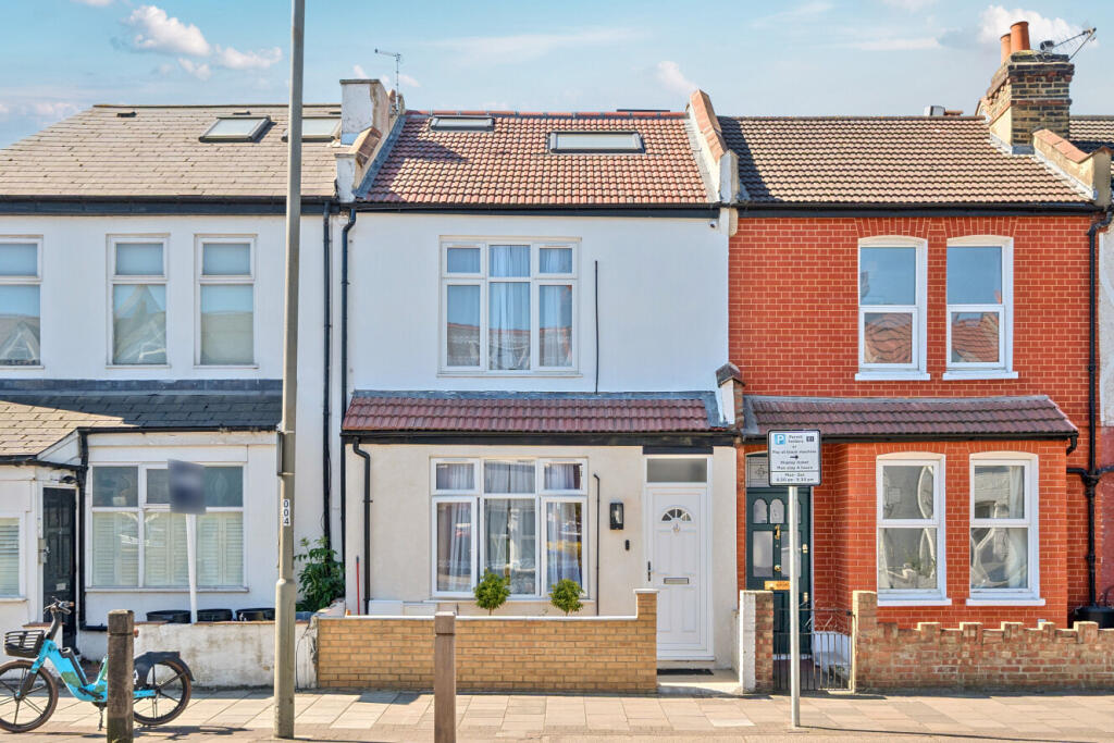 Main image of property: Blackshaw Road, Tooting, London, SW17