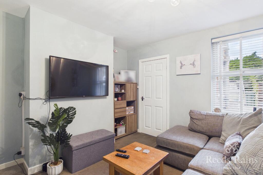 House in Northwich, Leftwich - More