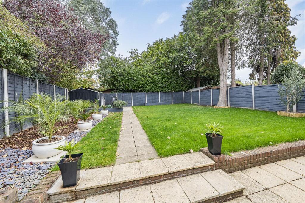 Additional image 18 of Hamilton Close, Bricket Wood, St. Albans