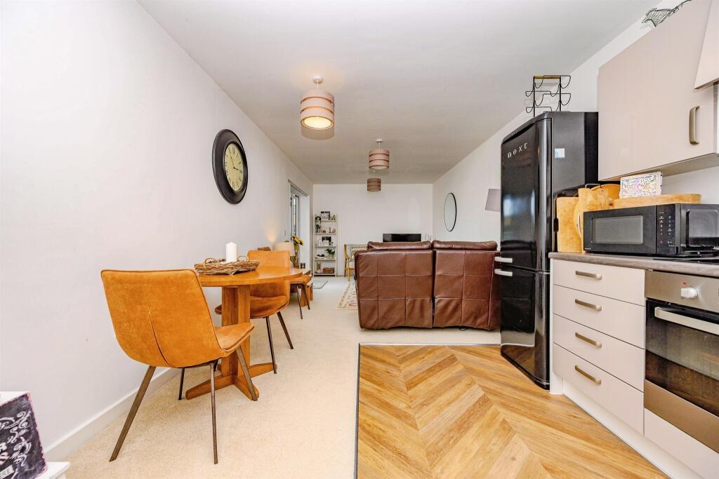 Frogmore Road, Hemel Hempstead photo 4