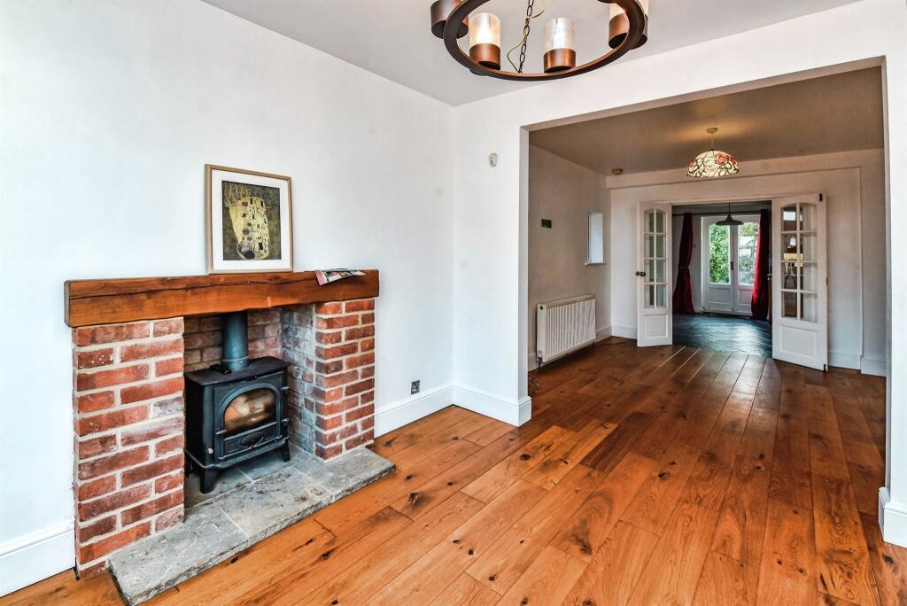 Windsor Crescent, Frome image 2