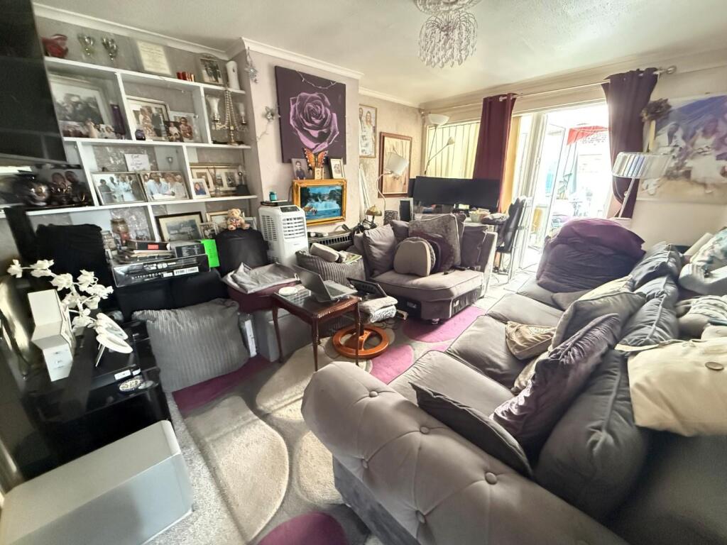House in Northampton - View 3