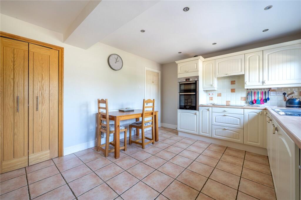 House in Brimfield, Herefordshire - View 5