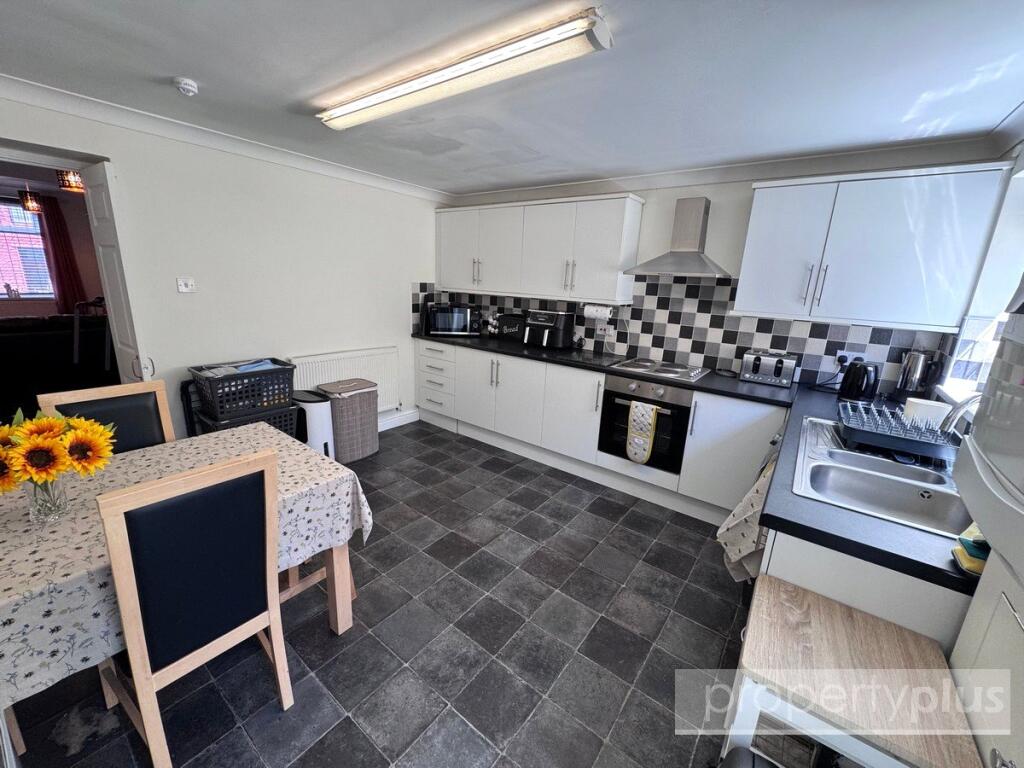 House in Rhondda Cynon Taff, Cymmer - View 5