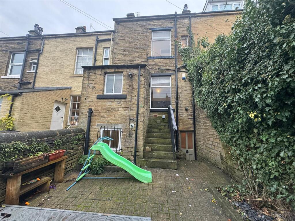 Additional image 28 of Selborne Terrace, Shipley