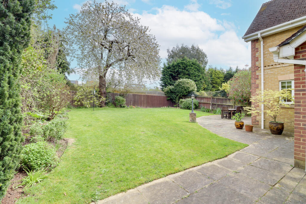Additional image 26 of Kensington Close, St Albans, AL1