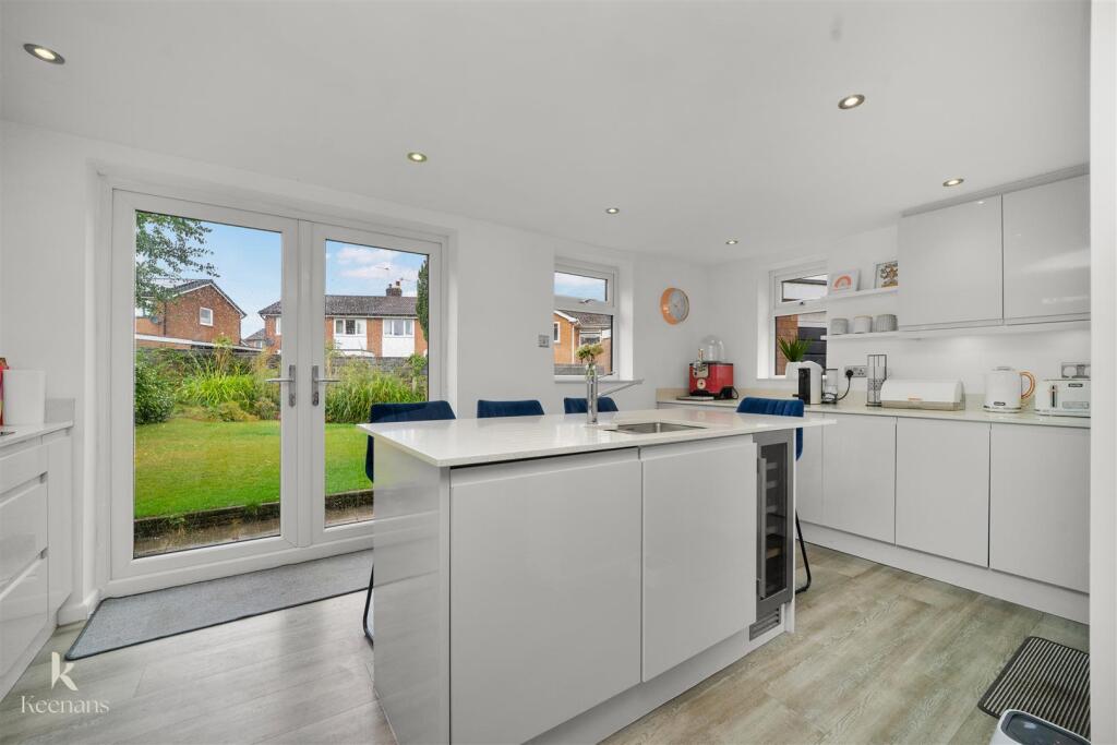 House in Bolton - View 3
