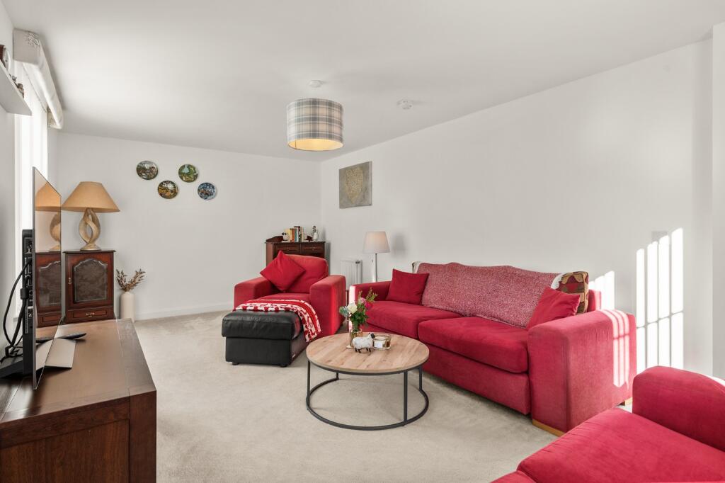 35 Smeaton Drive, Bonnybridge, Falkirk, FK4 1AS photo 3