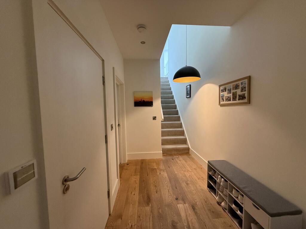House in Grimsby, Par 3 at Humberston, Humberston - View 2