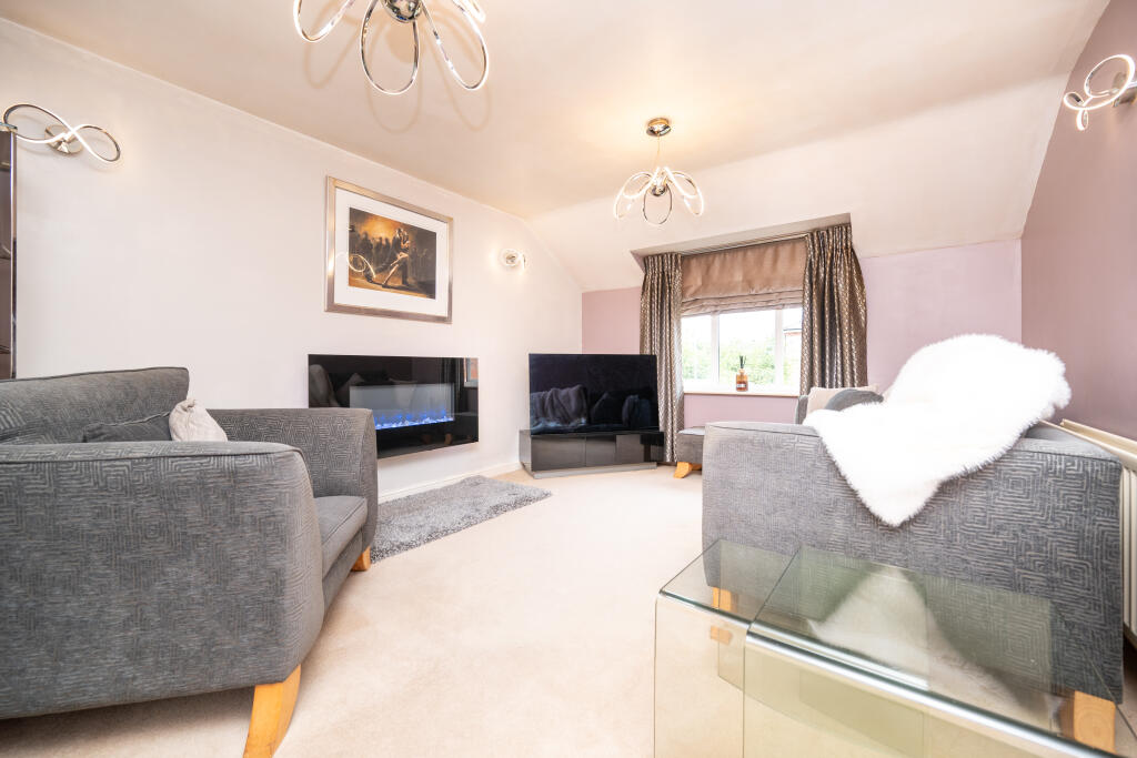 Stratford Gardens, Bromsgrove, Worcestershire