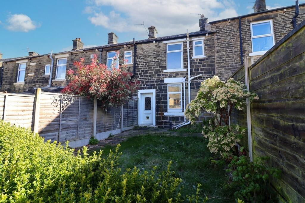 Main image of property: Gladstone Street, Glossop, SK13