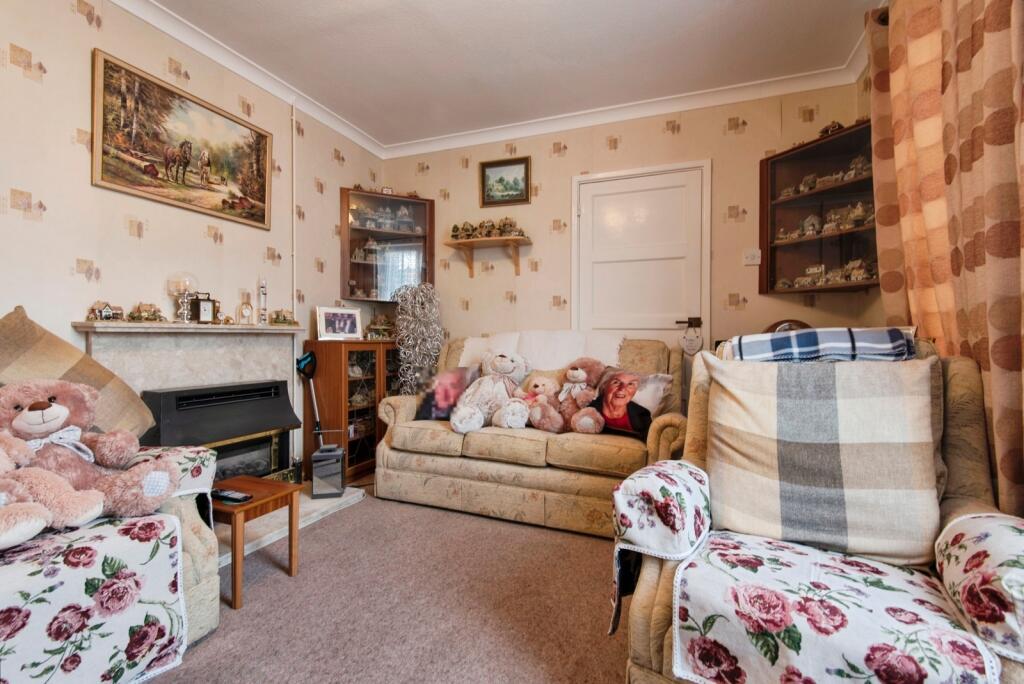 House in North Hertfordshire, Hertfordshire - View 4