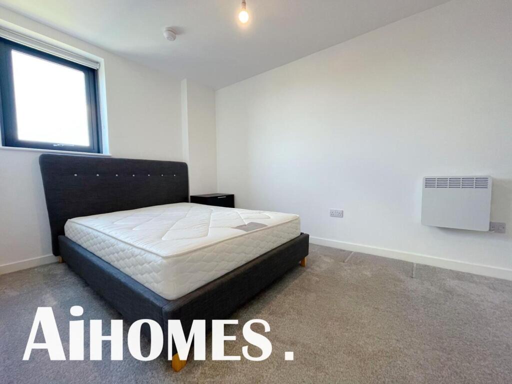 Apartment in Manchester - View 5