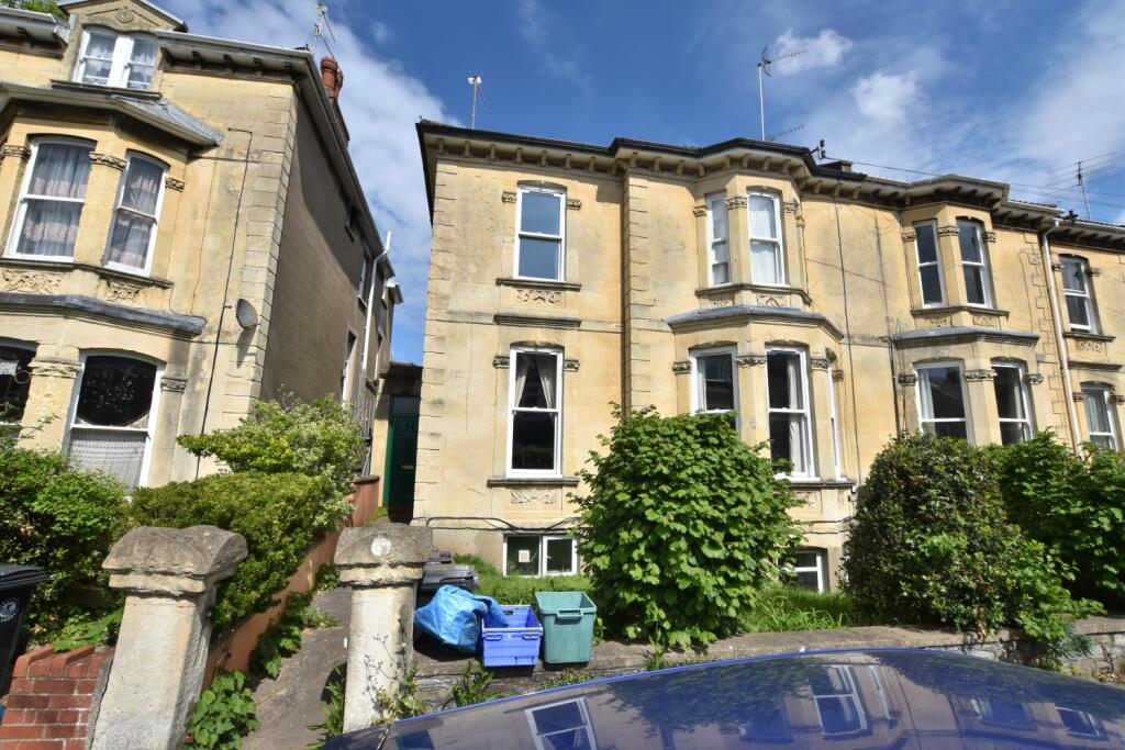 House in Bristol, Cotham - View 2