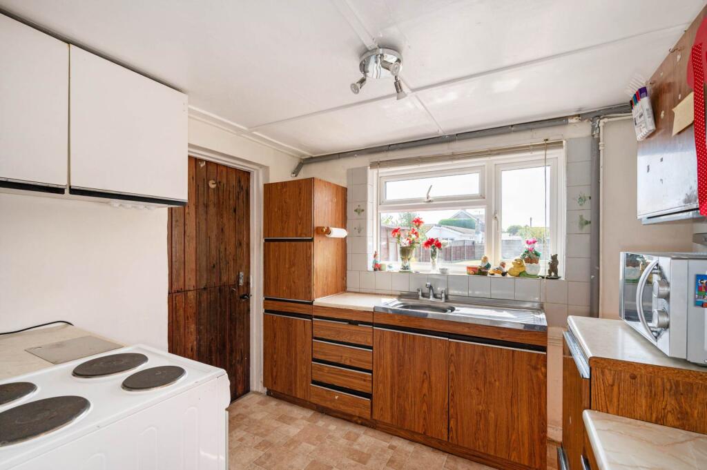 House in Chichester, East Wittering - View 4
