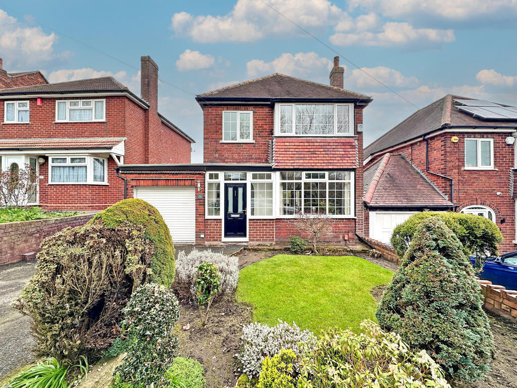 Main image of property: Woodcroft Avenue, FOXYARDS, TIPTON, DY4 8AE