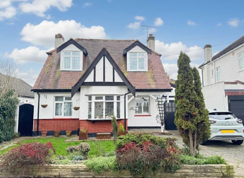 Main image of property: *MARINE ESTATE * Western Road, Leigh on Sea