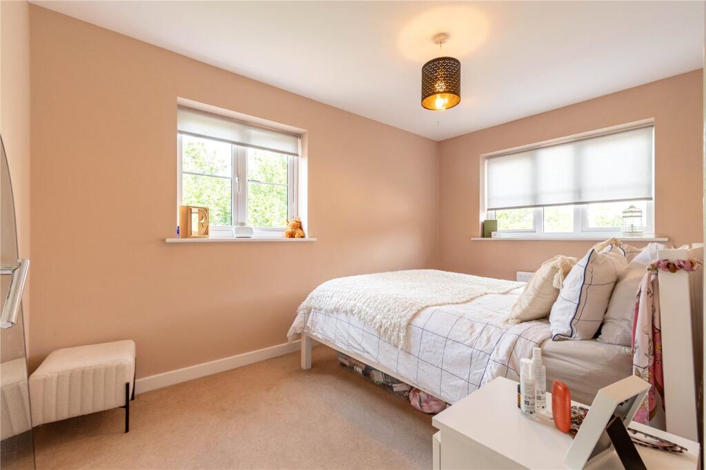House in Marlborough - View 4