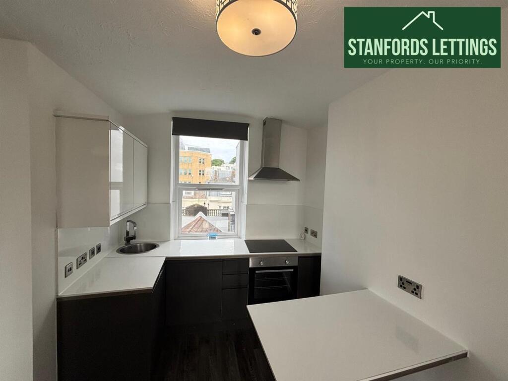 Apartment in Brighton - View 2