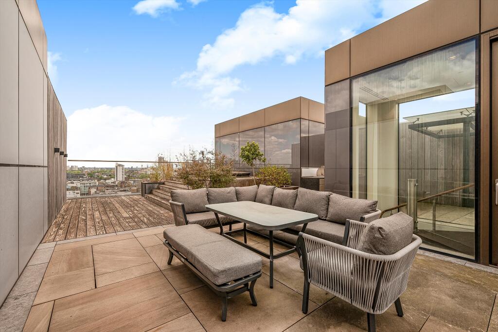 Main image of property: Duchess Walk, London SE1