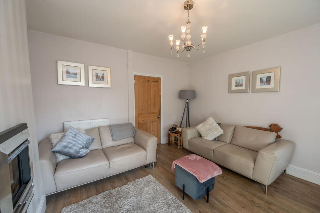 Additional image 8 of Extended home with stunning open-plan kitchen & garden room – Bissell St, Quinton, Birmingham B32 1AH