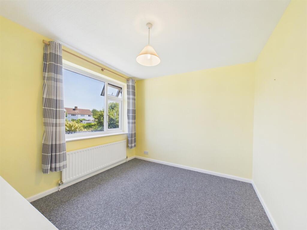 Westland Avenue, Oldland Common, Bristol - More